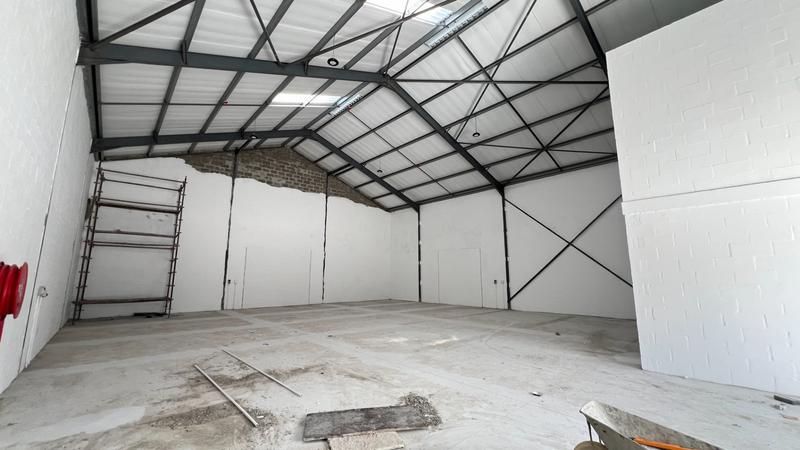 To Let commercial Property for Rent in Killarney Gardens Western Cape
